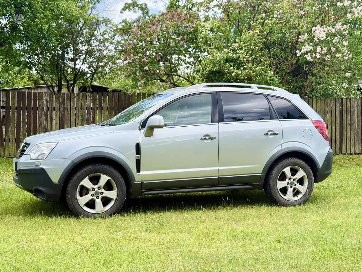 Opel Antara 2008 — interior