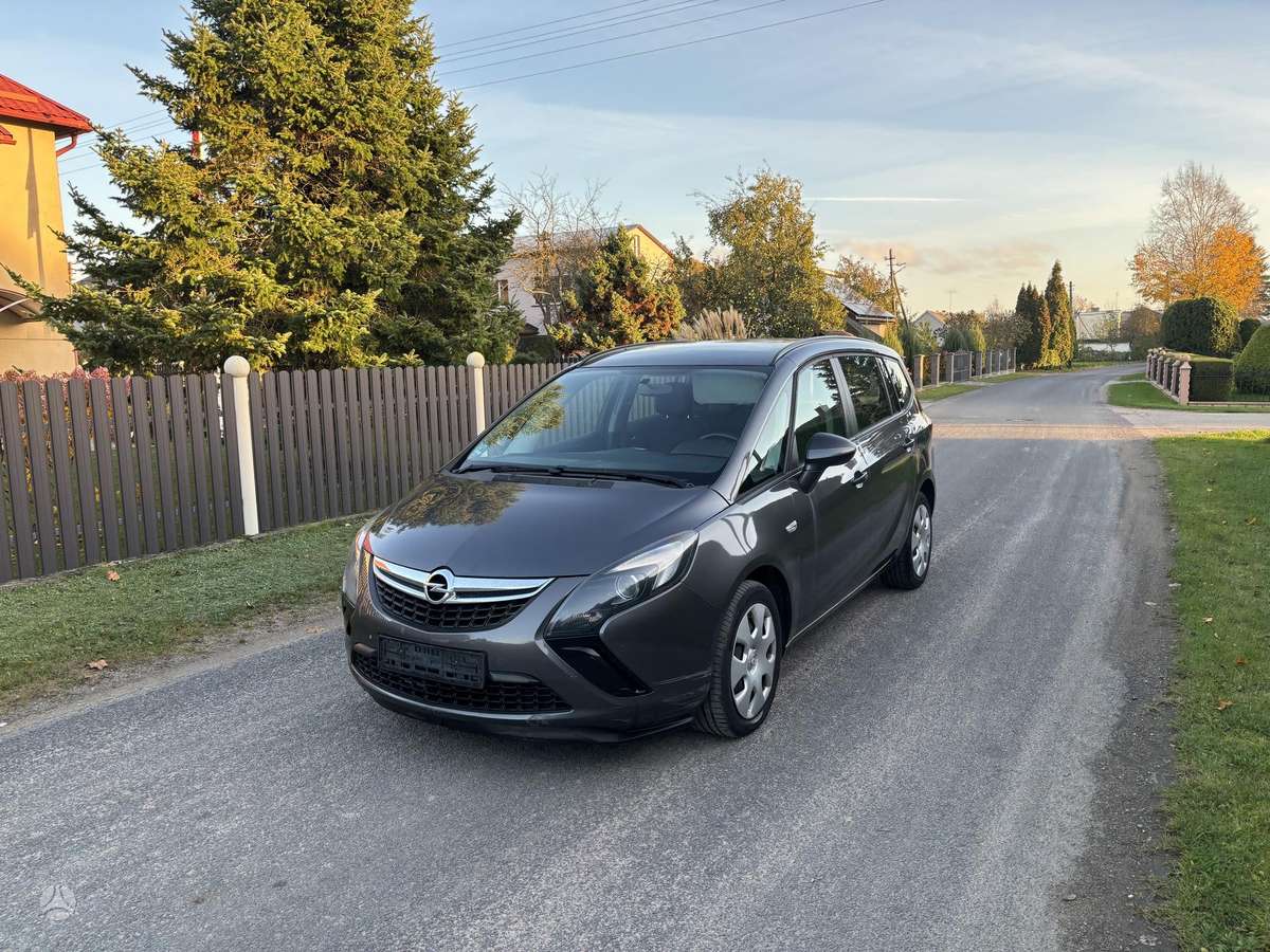 Opel Zafira, 2013