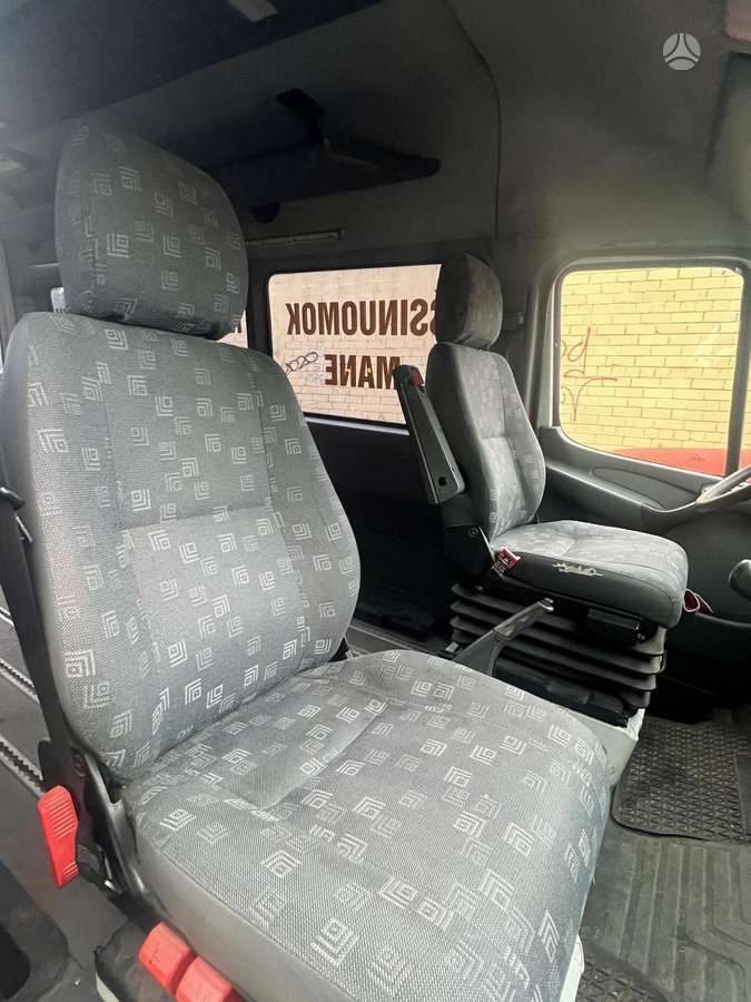 Mercedes-Benz Sprinter 2004 — photo 10