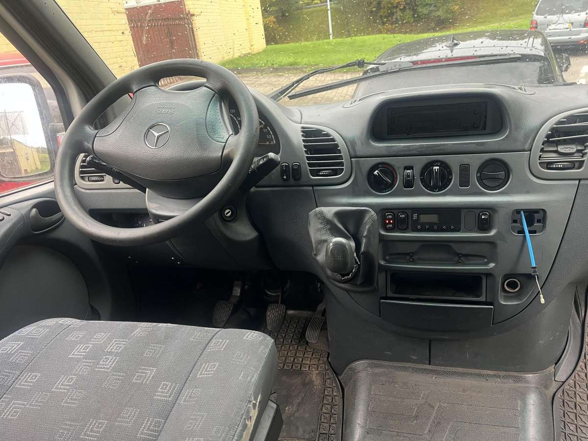 Mercedes-Benz Sprinter 2004 — photo 6