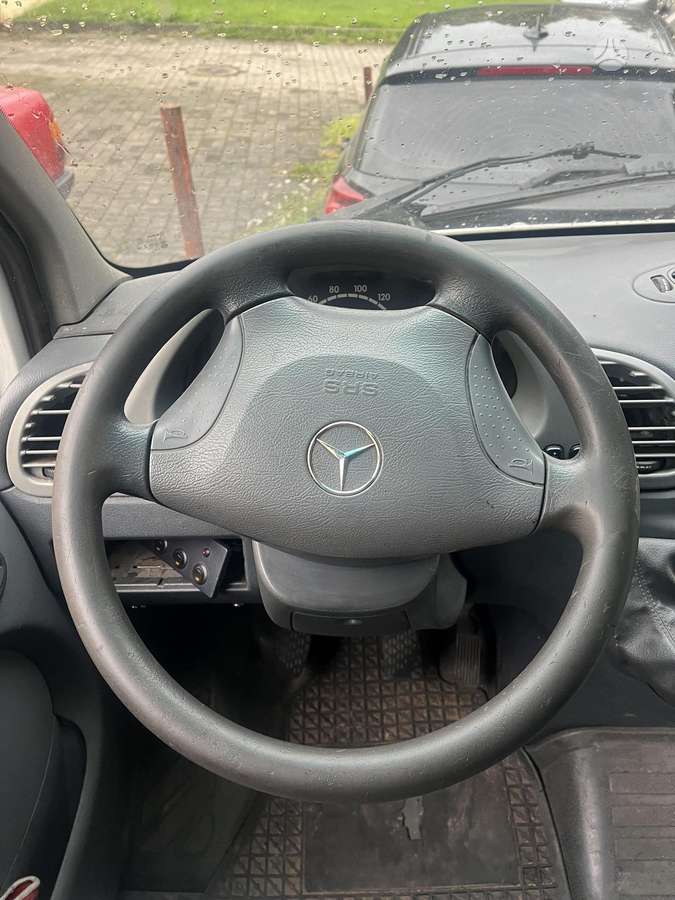 Mercedes-Benz Sprinter 2004 — photo 9