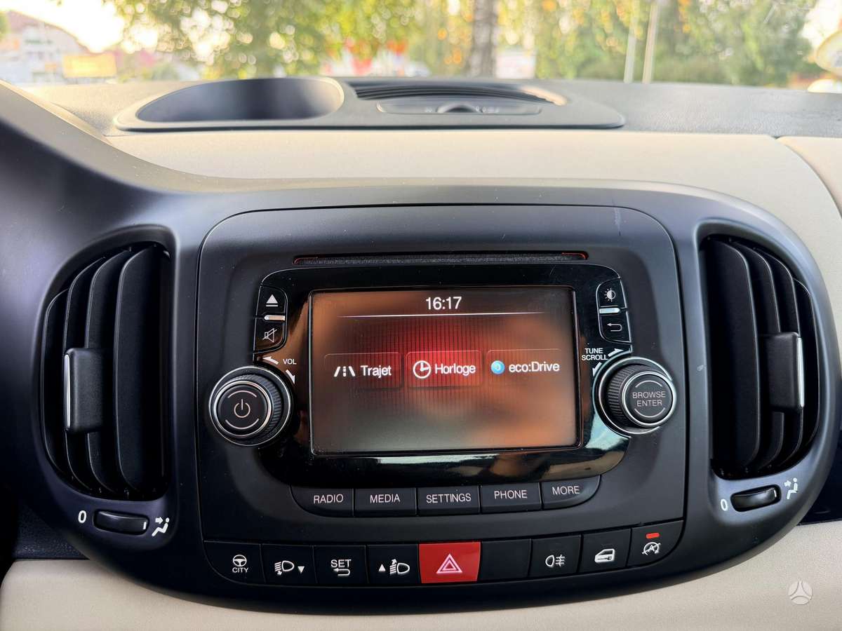 Fiat 500L 2013 — photo 18