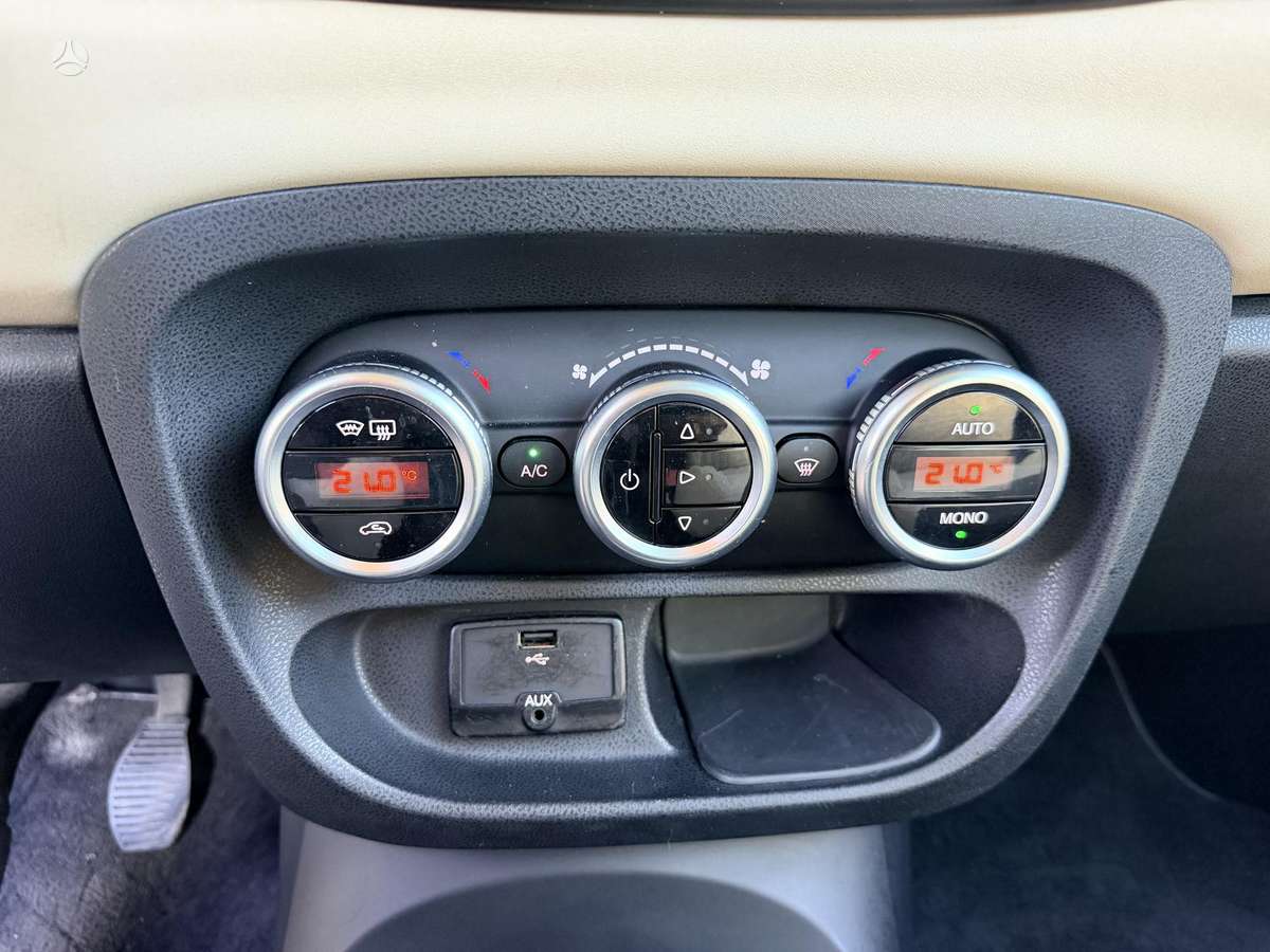 Fiat 500L 2013 — photo 21