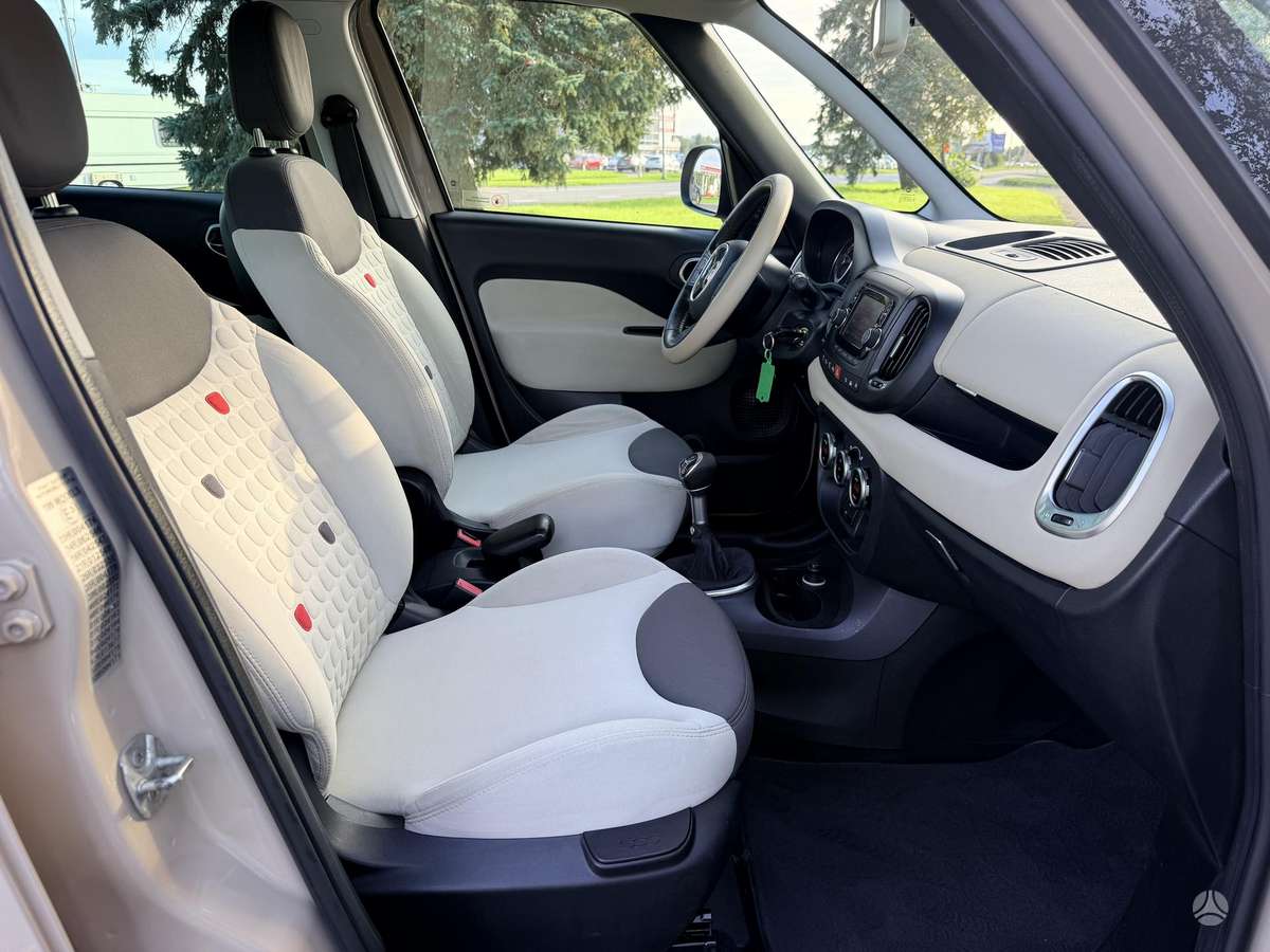 Fiat 500L 2013 — photo 27