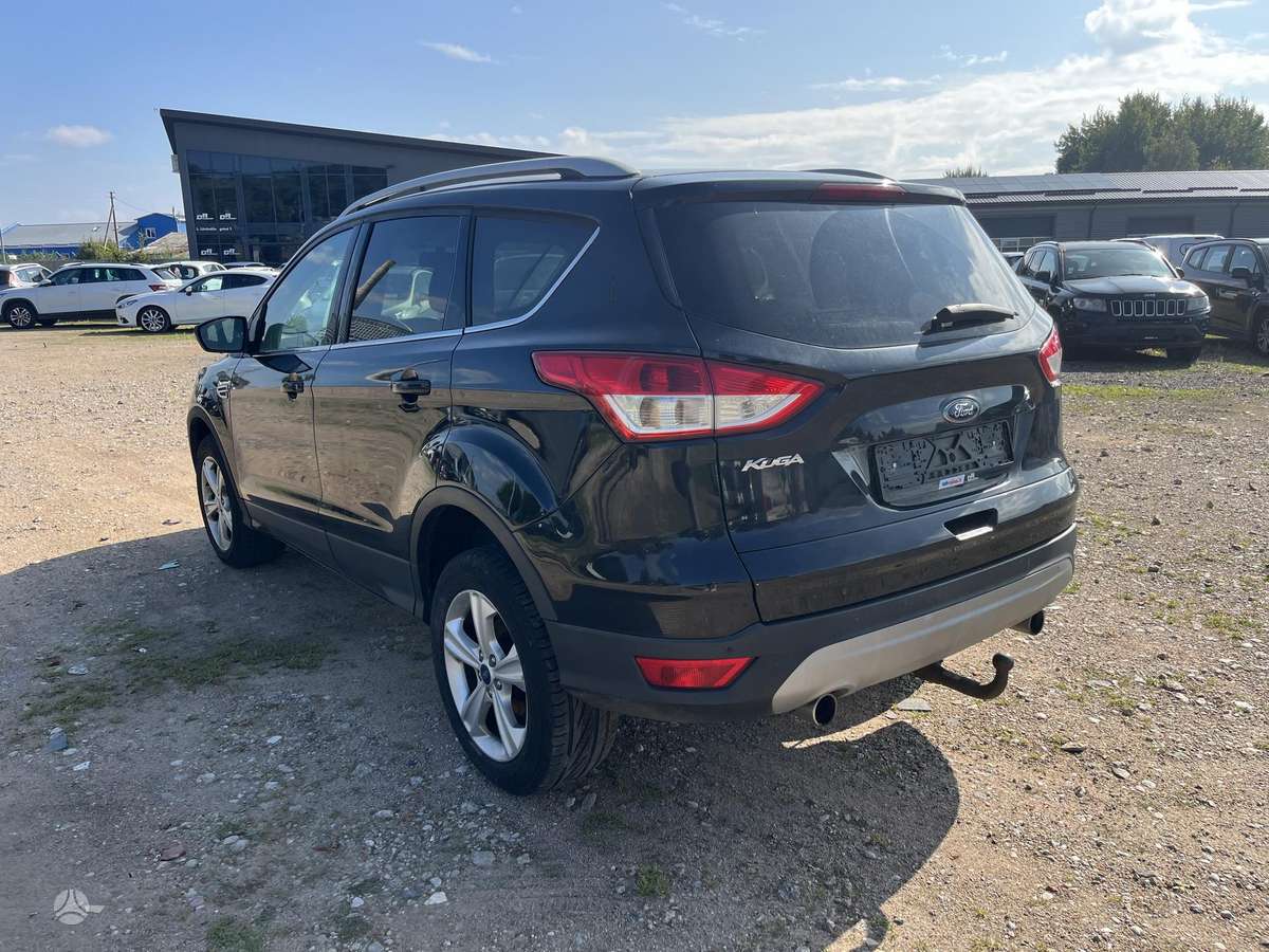 Ford Kuga 2015 — photo 11