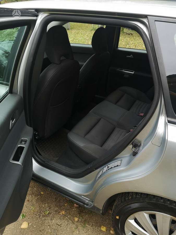 Volvo V50 2006 — photo 12