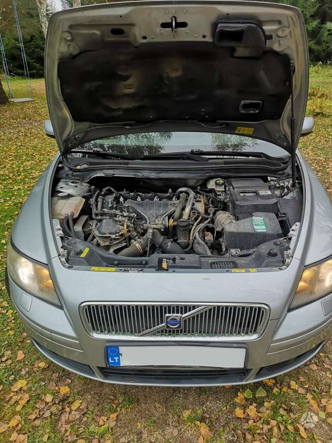 Volvo V50 2006 — photo 17