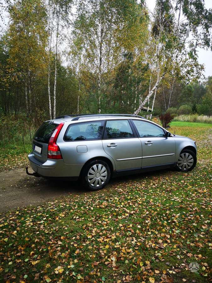 Volvo V50 2006 — photo 7