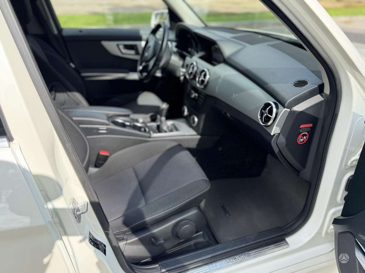 Mercedes-Benz GLK200 2013 — фото 12