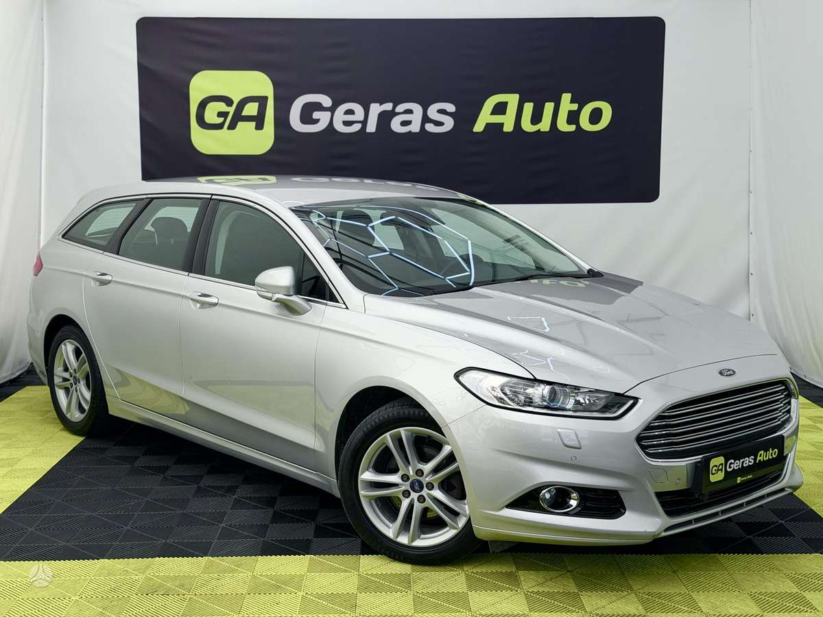 Ford Mondeo 2015 — interior