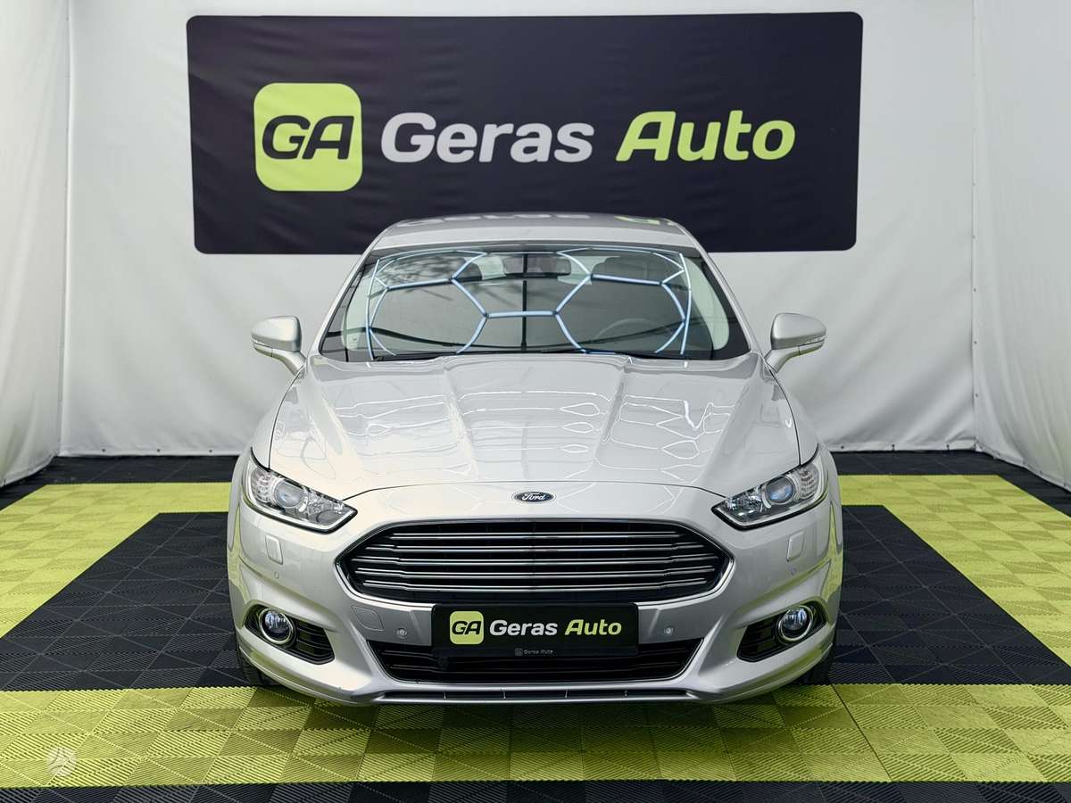 Ford Mondeo 2015 — photo 7