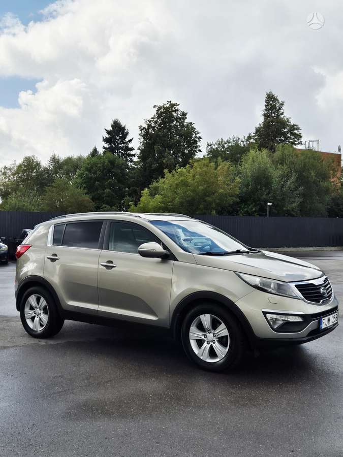 Kia Sportage 2011 — photo 11