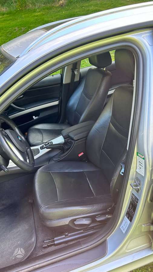 BMW 320 2012 — photo 10