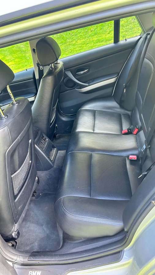 BMW 320 2012 — photo 12
