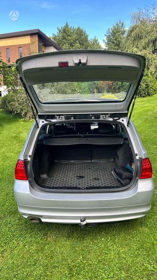 BMW 320 2012 — photo 5