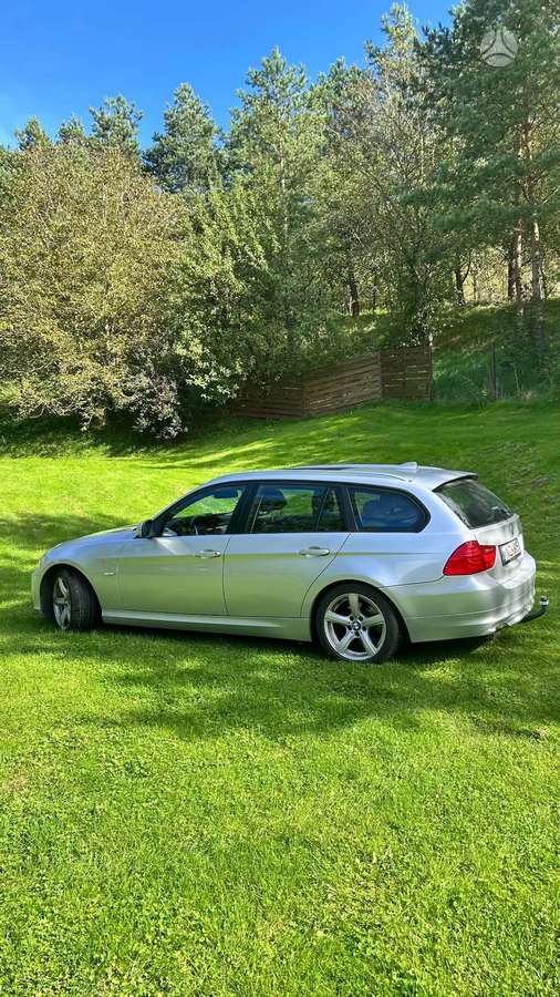 BMW 320 2012 — photo 6