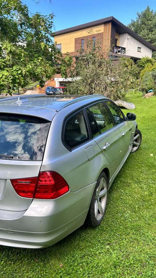 BMW 320 2012 — photo 8