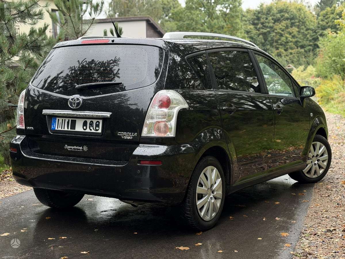 Toyota Corolla 2008 — двигун 1794 cm³, 129 HP (95kW)
