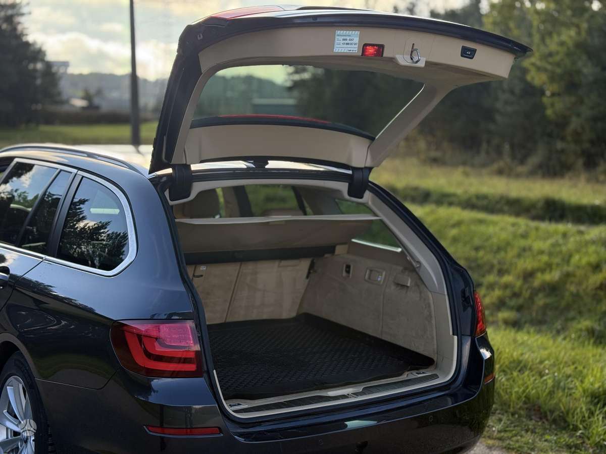 BMW 520 2013 — photo 16
