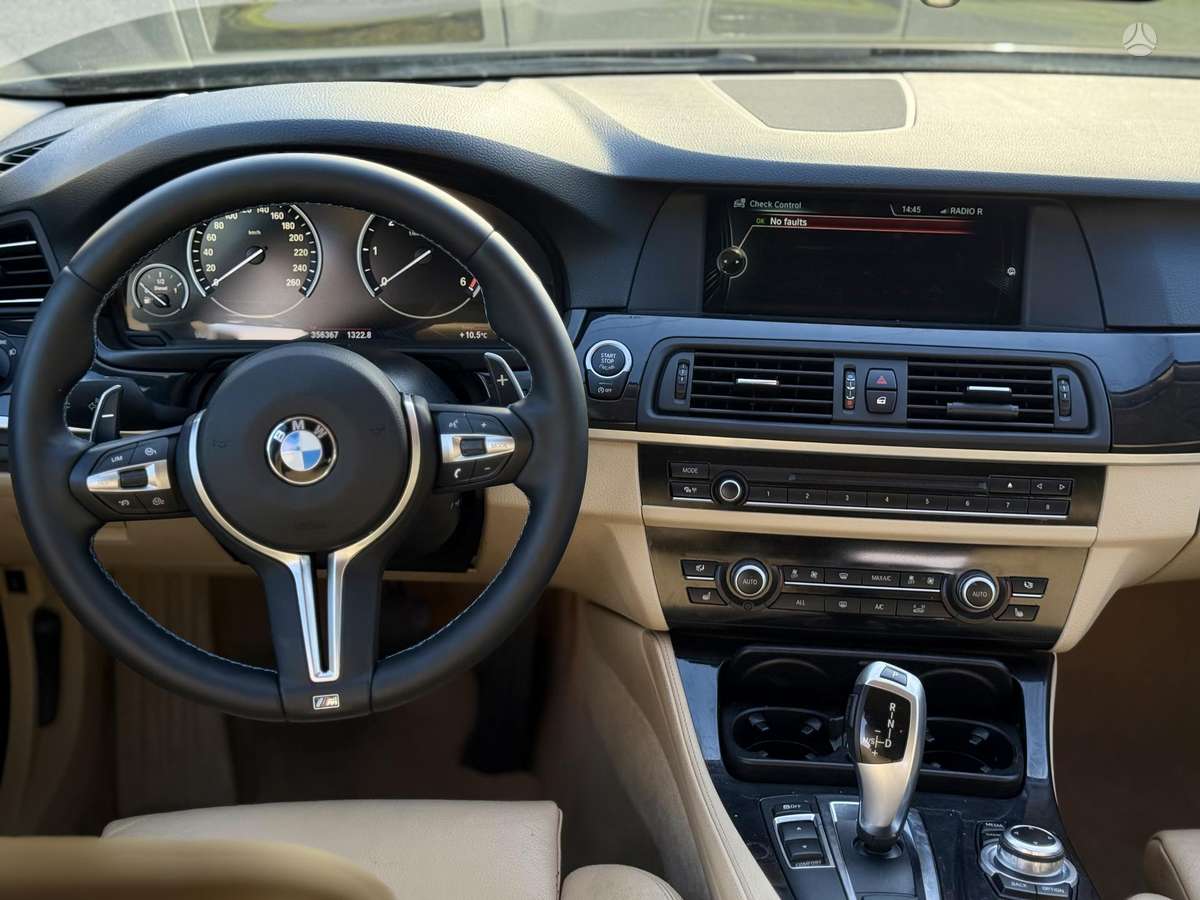 BMW 520 2013 — photo 9