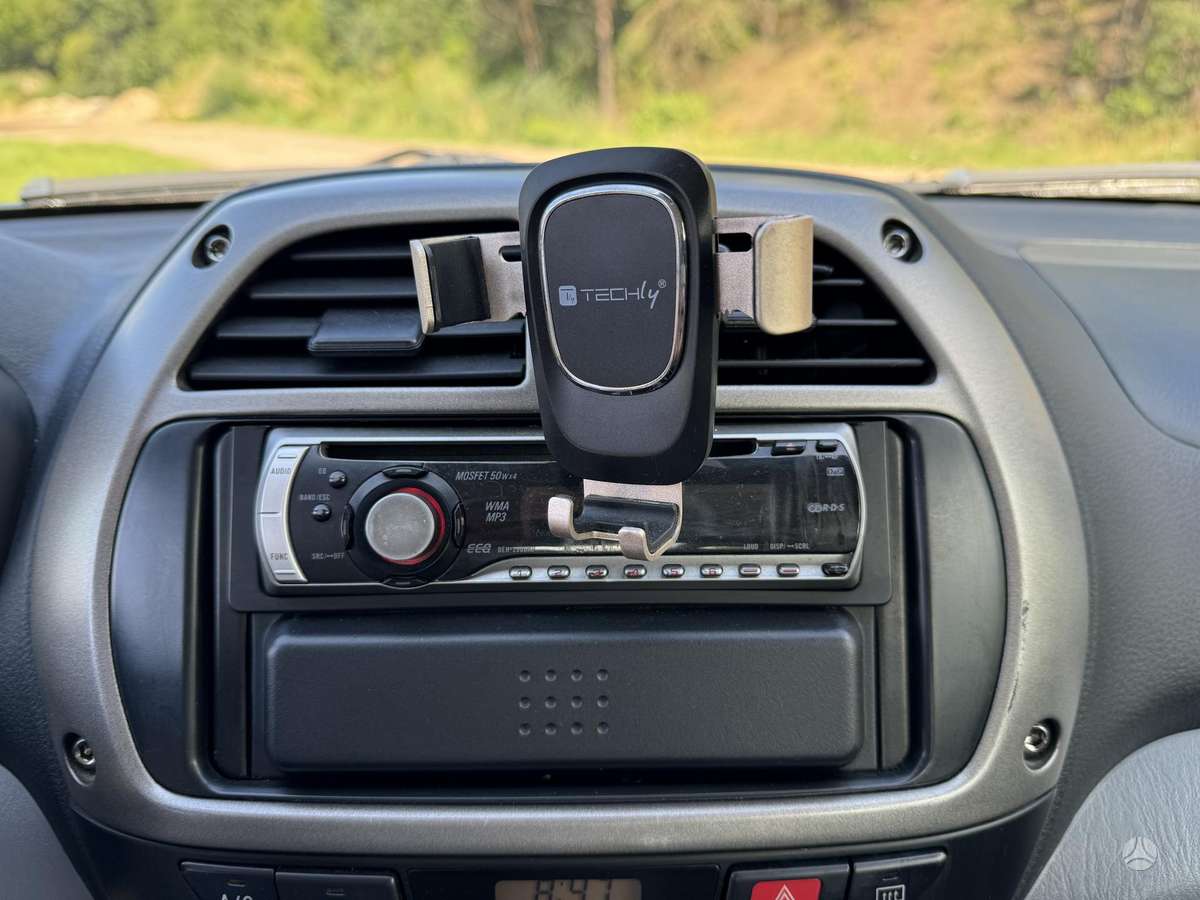 Toyota RAV4 2005 — photo 12