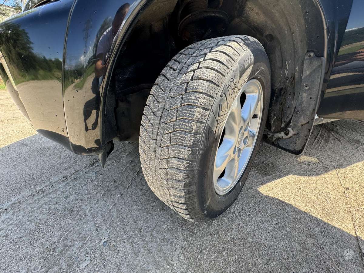Toyota RAV4 2005 — photo 15