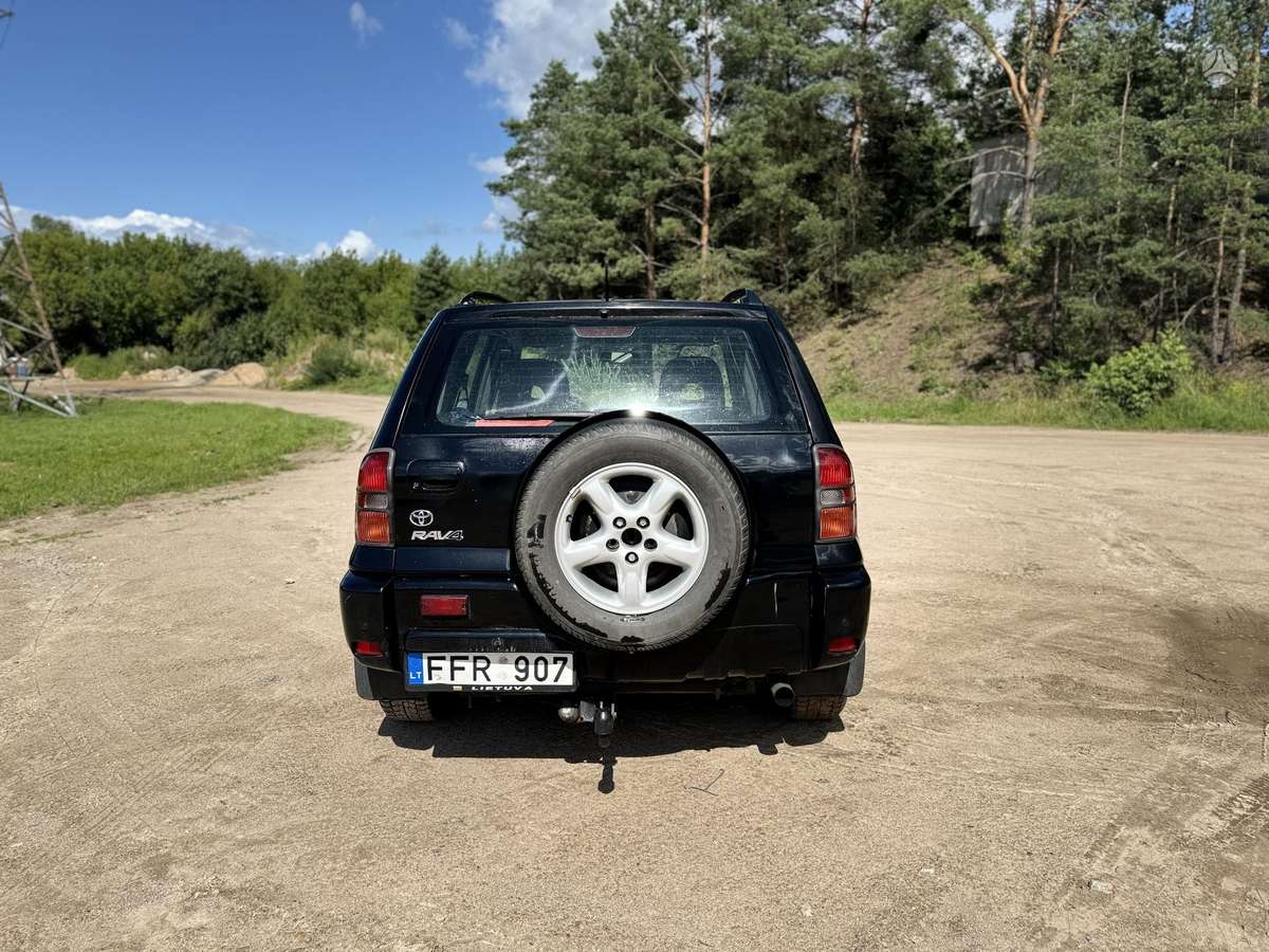 Toyota RAV4 2005 — photo 5