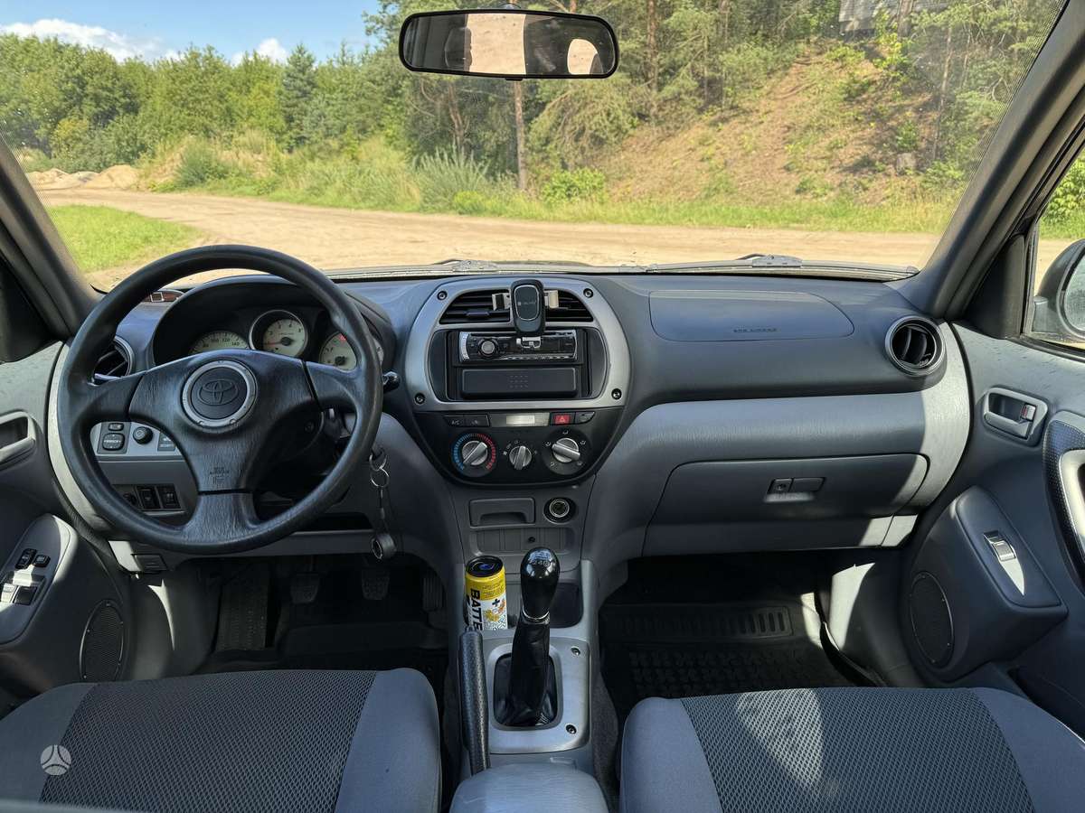 Toyota RAV4 2005 — photo 7