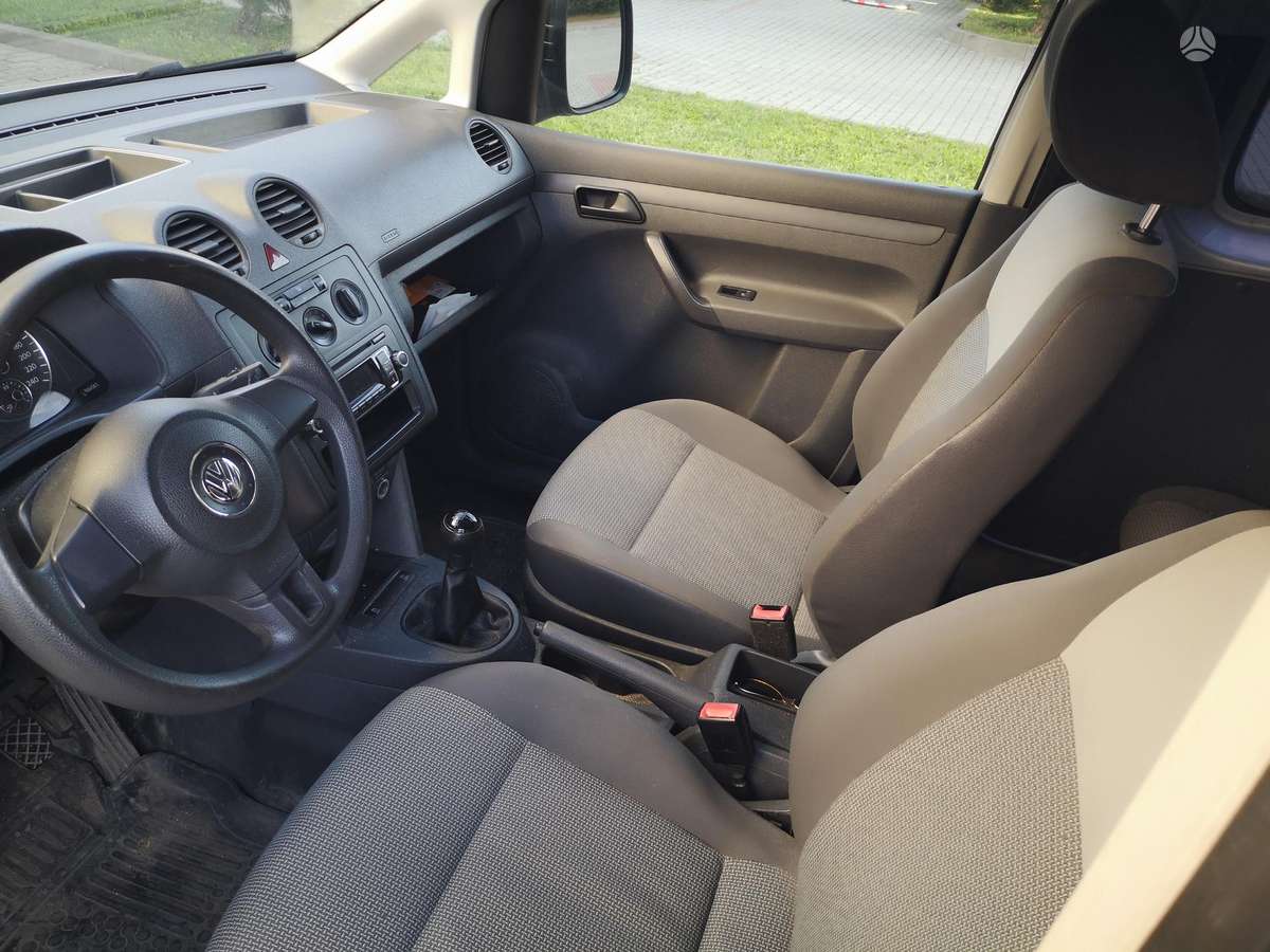 Volkswagen Caddy 2012 — photo 11
