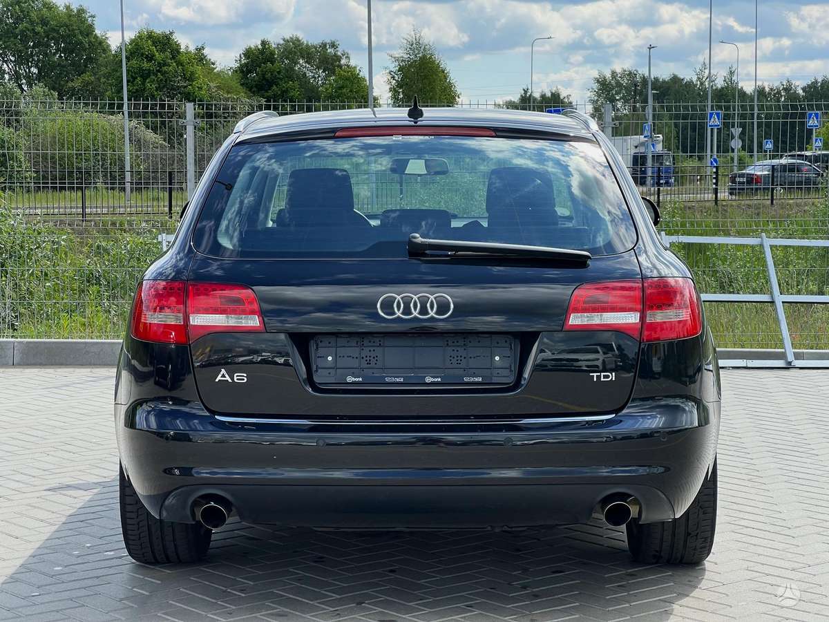 Audi A6 2011 — photo 10