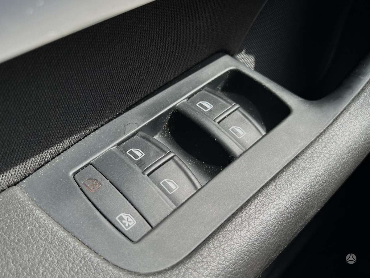 Audi A6 2011 — photo 22