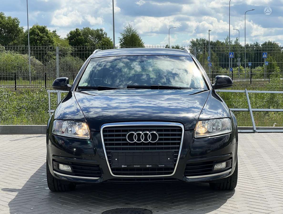 Audi A6 2011 — interior