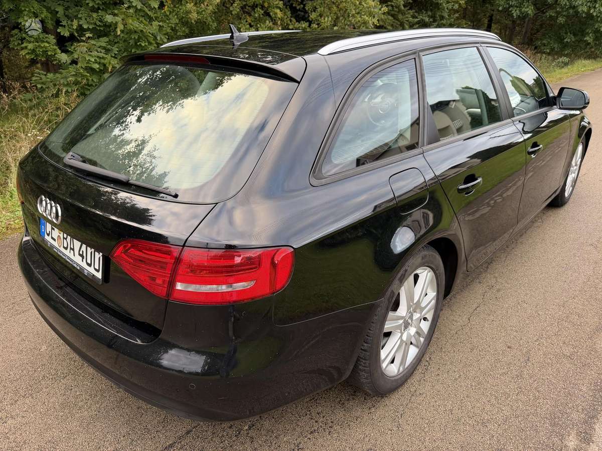 Audi A4 2012 — interior