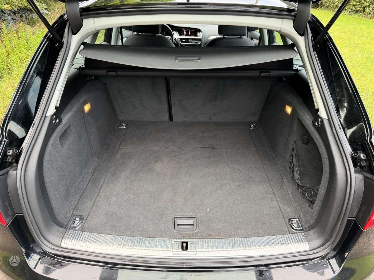 Audi A4 2012 — photo 7