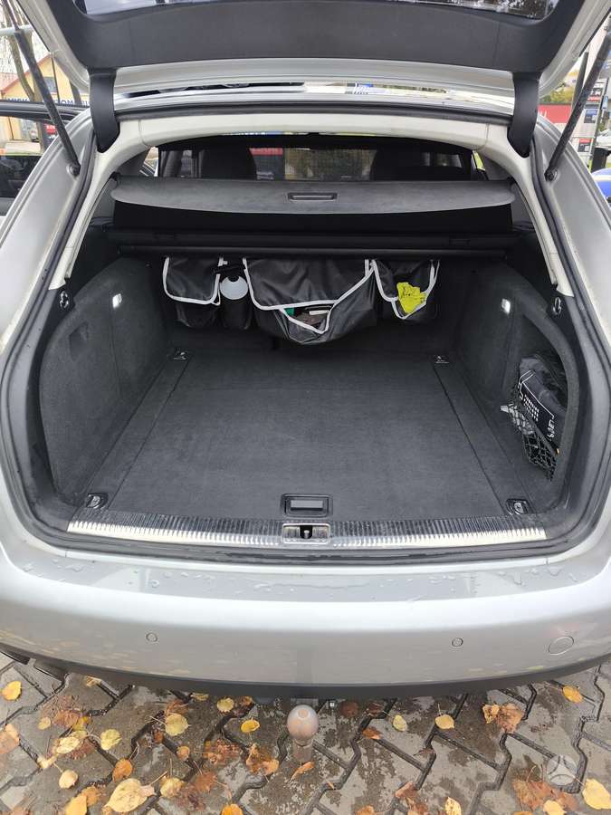 Audi A4 2009 — photo 10