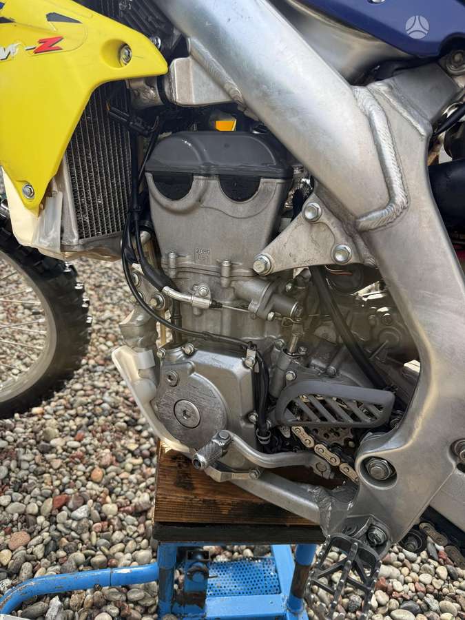 Suzuki RMZ 2013 — photo 7