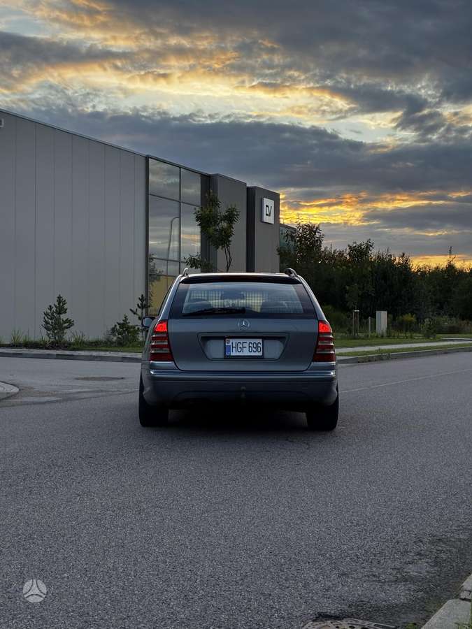 Mercedes-Benz C200 2007 — photo 6