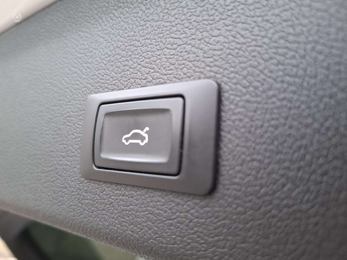 Audi A4 2014 — photo 14