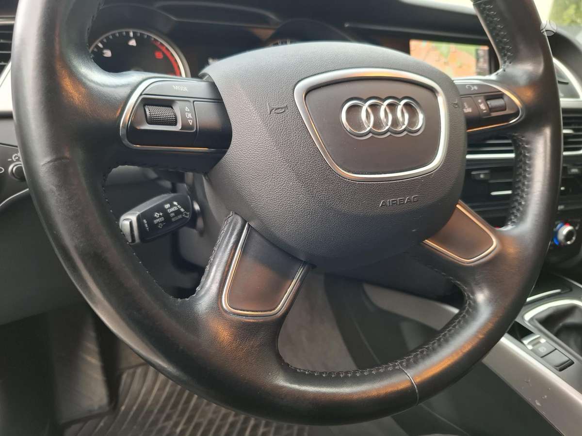 Audi A4 2014 — photo 20