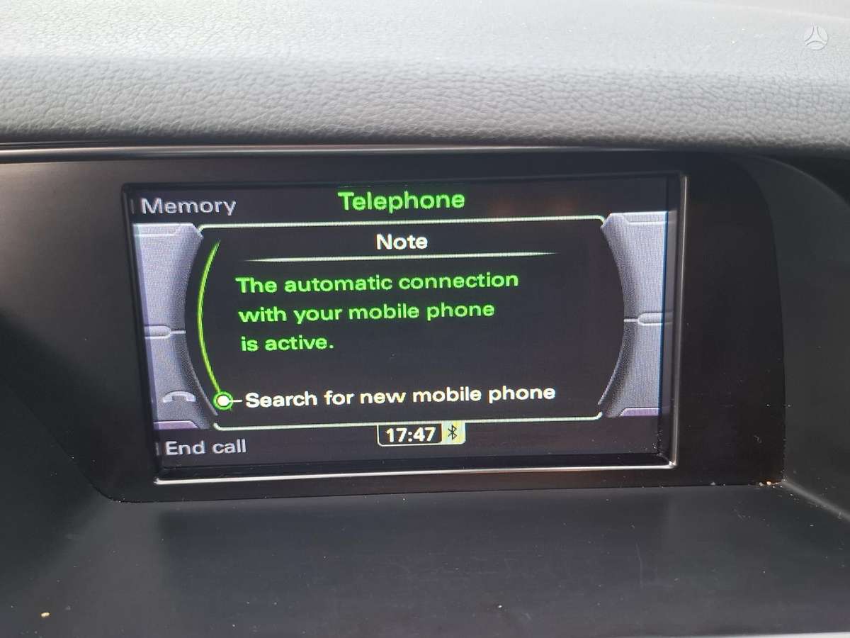 Audi A4 2014 — photo 21