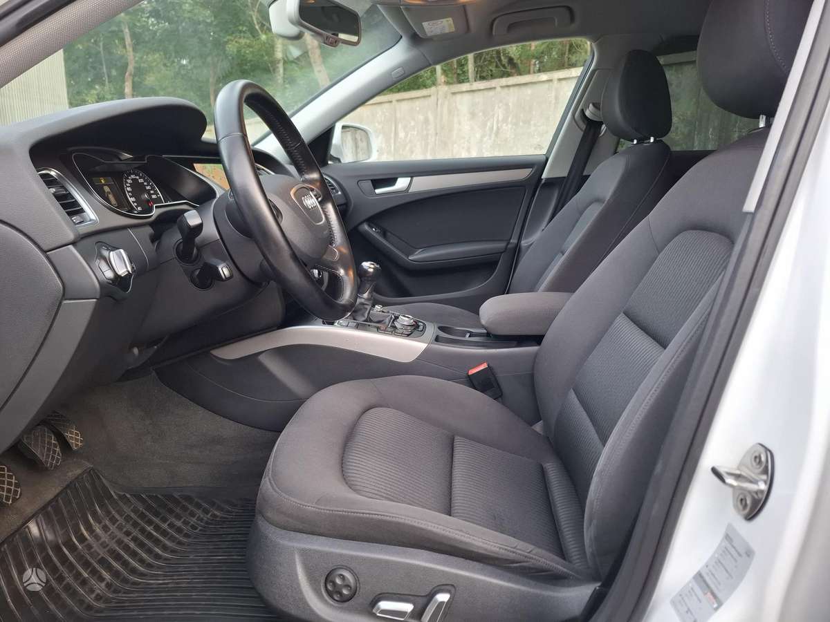 Audi A4 2014 — photo 22