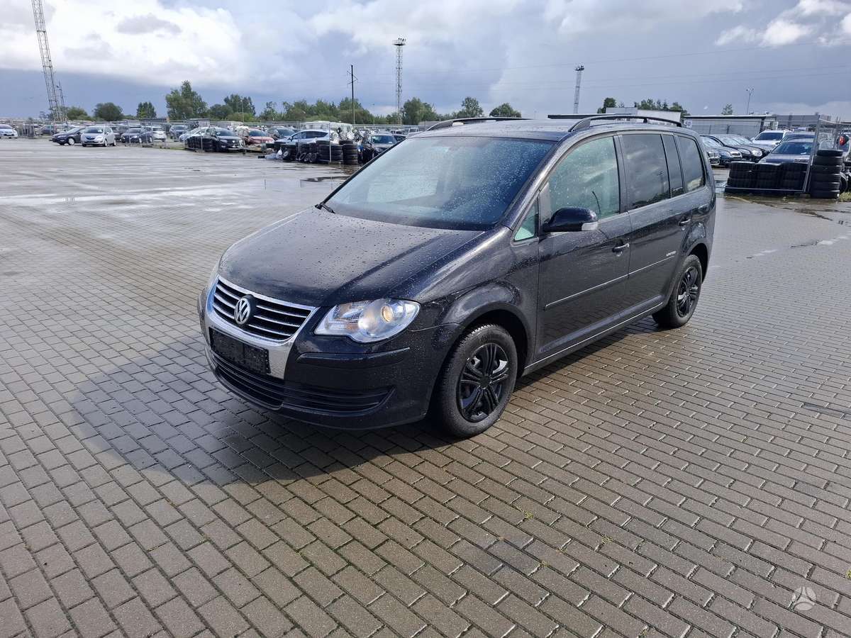 Volkswagen Touran, 2008