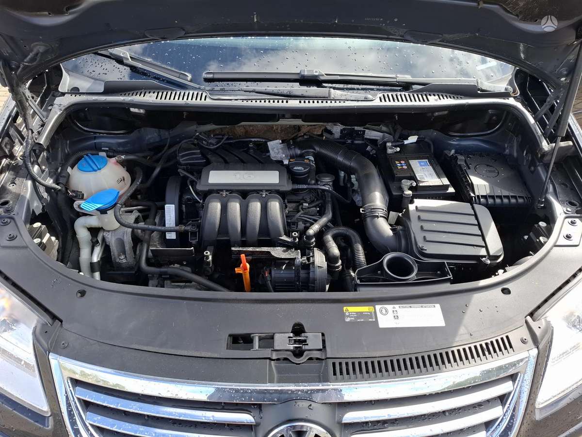 Volkswagen Touran 2008 — photo 16