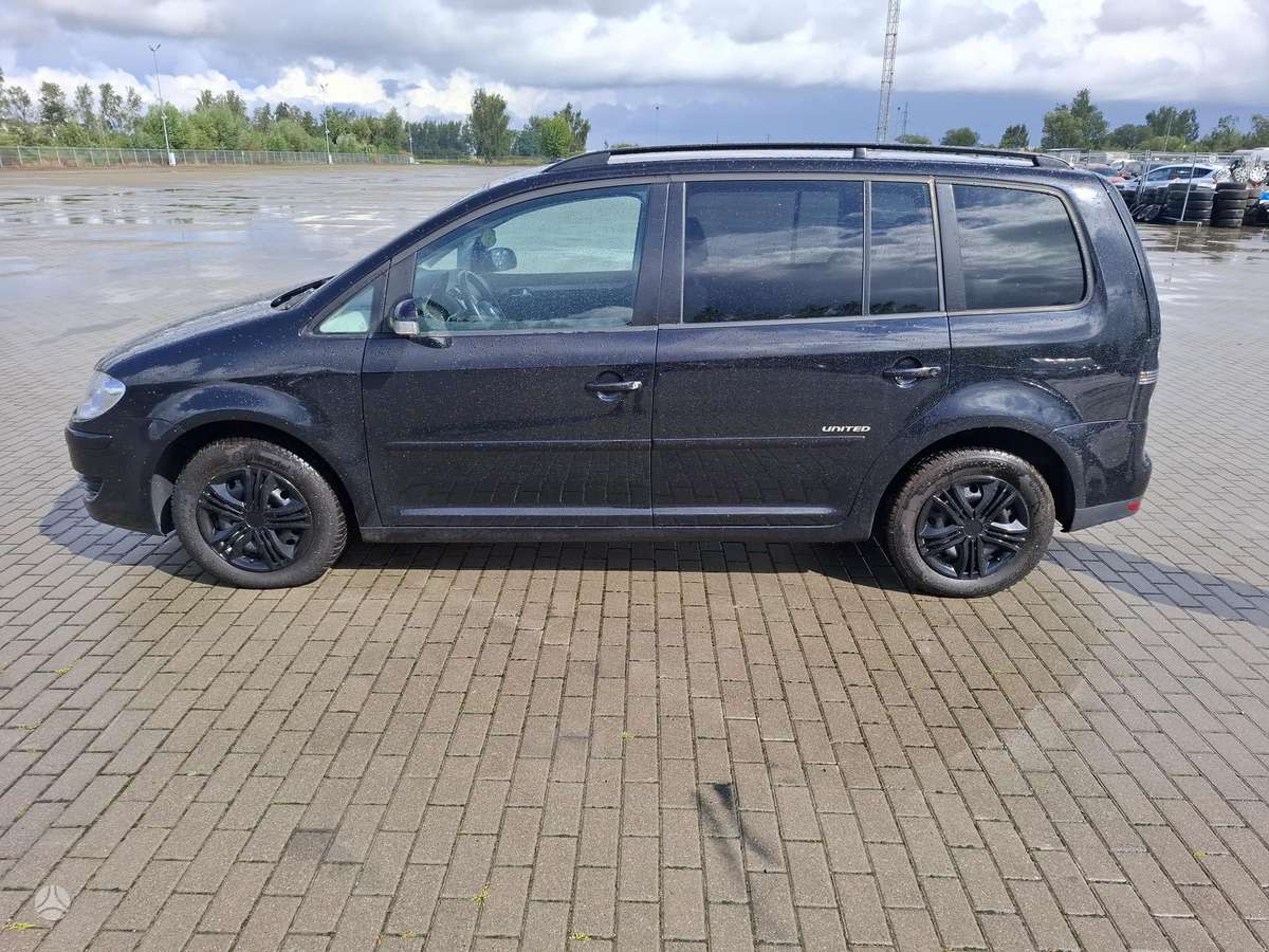 Volkswagen Touran 2008 — photo 8