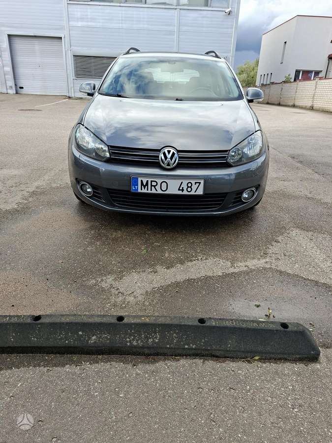 Volkswagen Golf 2009 — вигляд ззаду