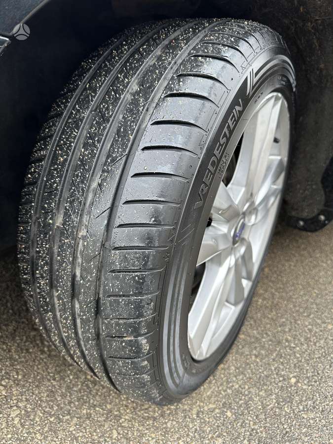 Volvo V60 2012 — photo 26