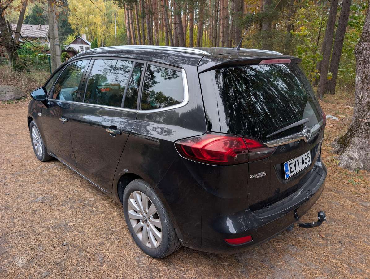 Opel Zafira 2013 — vehicle for AFU Ukraine