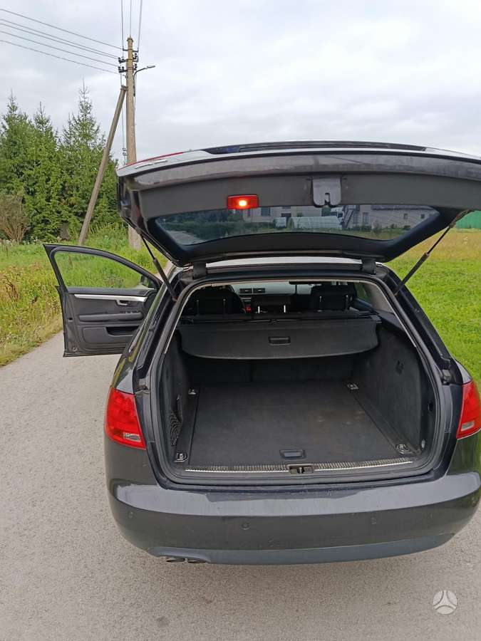 Audi A4 2007 — photo 11