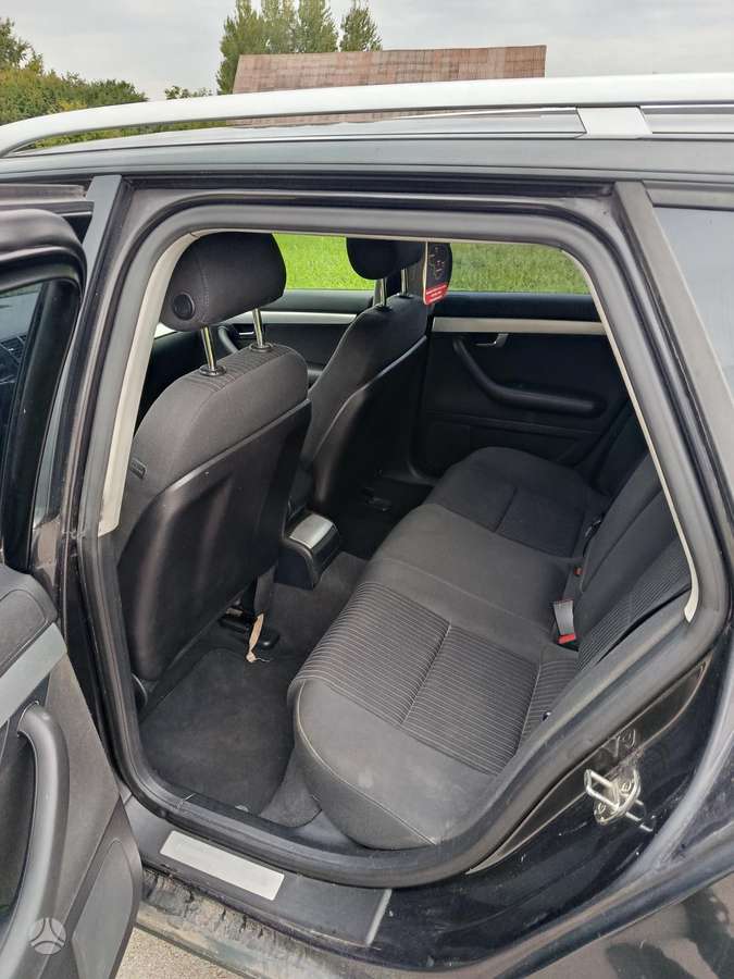 Audi A4 2007 — photo 9