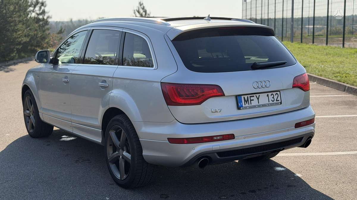 Audi Q7 2009 — photo 10